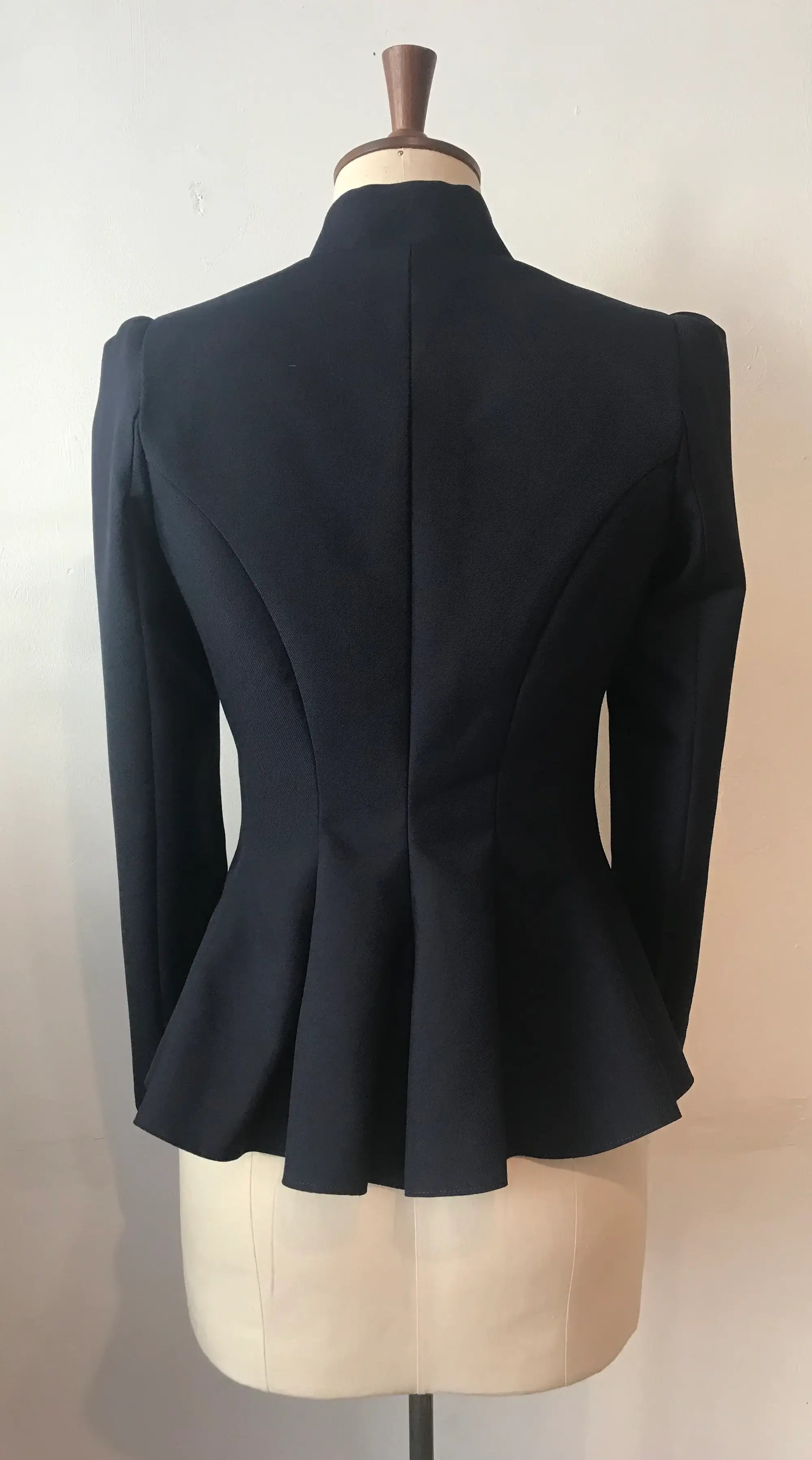 Zweifarbige Fechtjacke