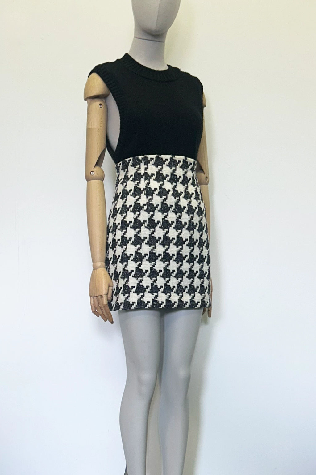 Houndstooth High Waist Mini