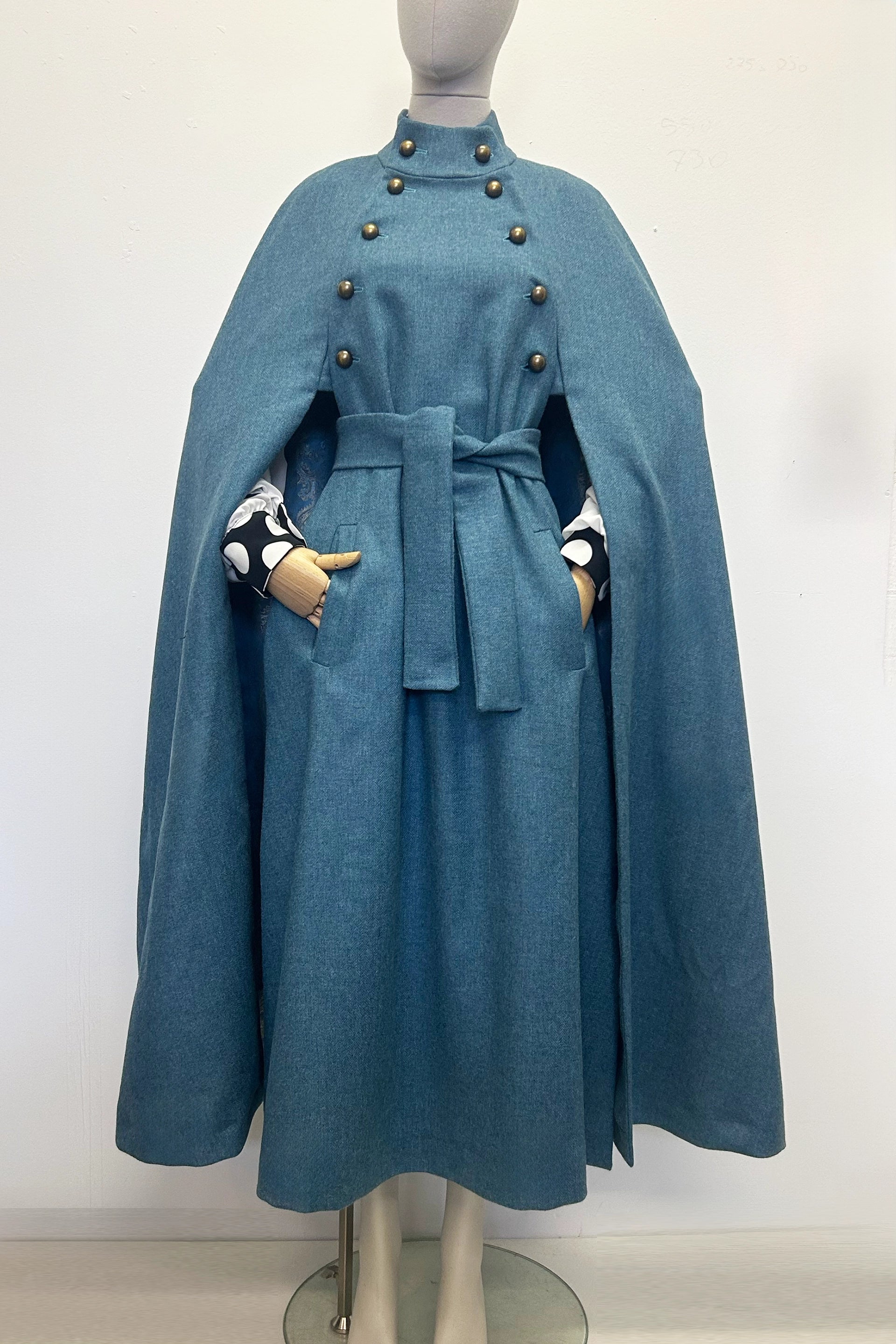 Tweed-Maxi-Cape mit Gürtel