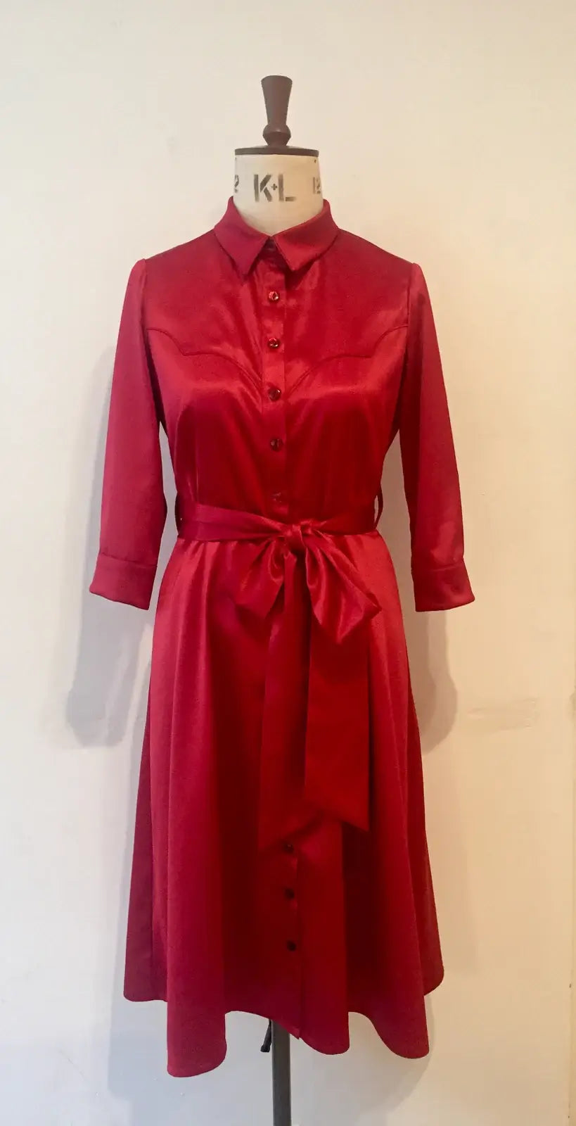 Satin-Cowgirl-Hemdblusenkleid