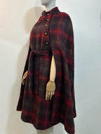 Mohair Stalker Cape im Karomuster