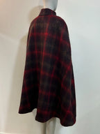 Mohair Stalker Cape im Karomuster