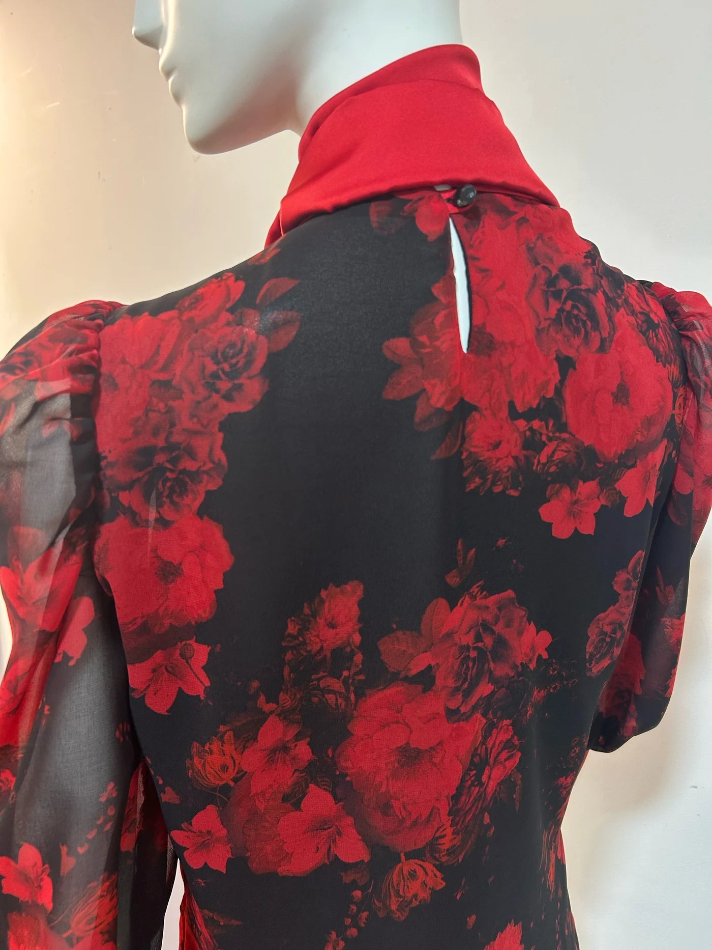 Dark roses tie neck top