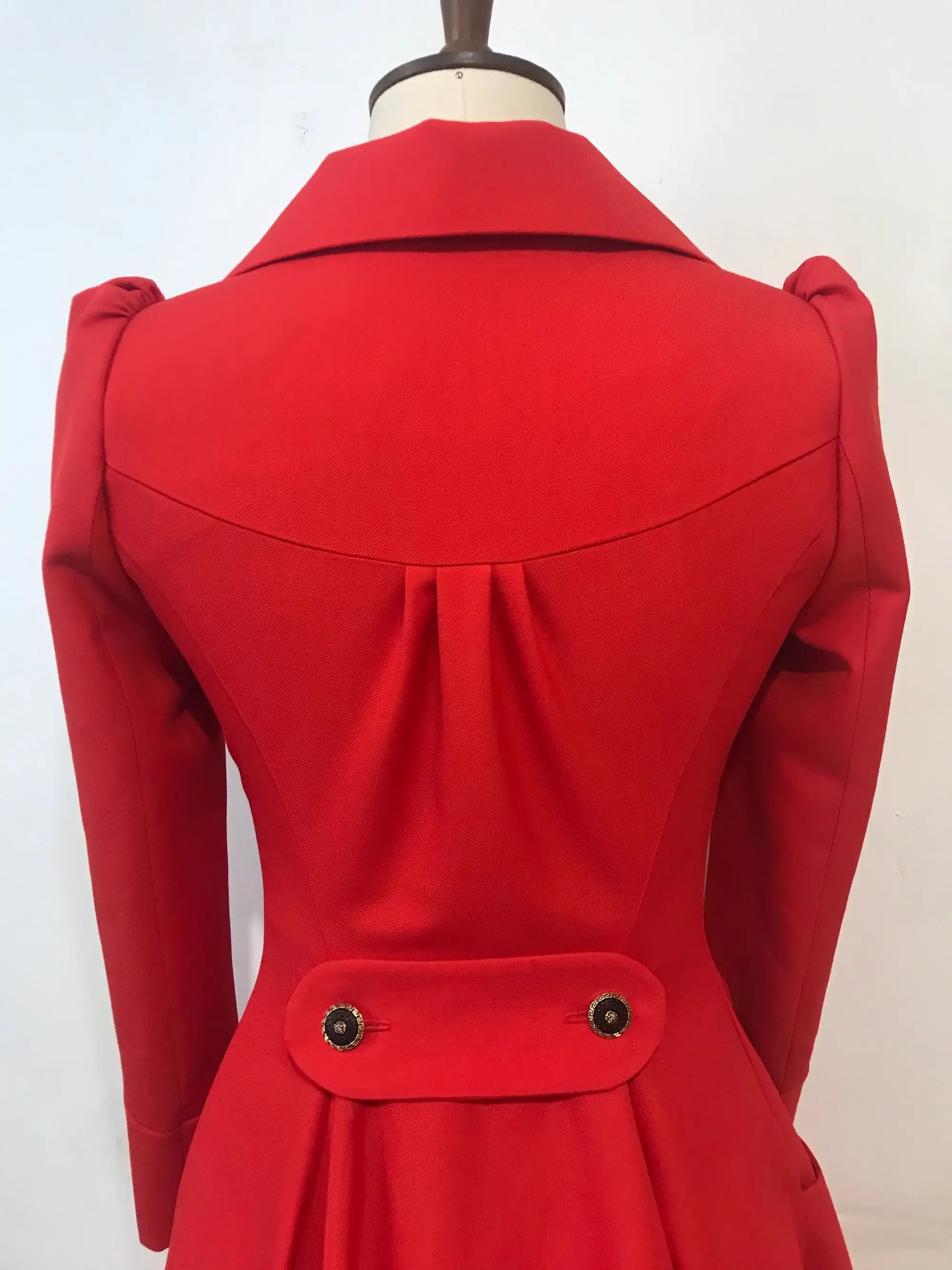 Rotkäppchen-Mantelkleid