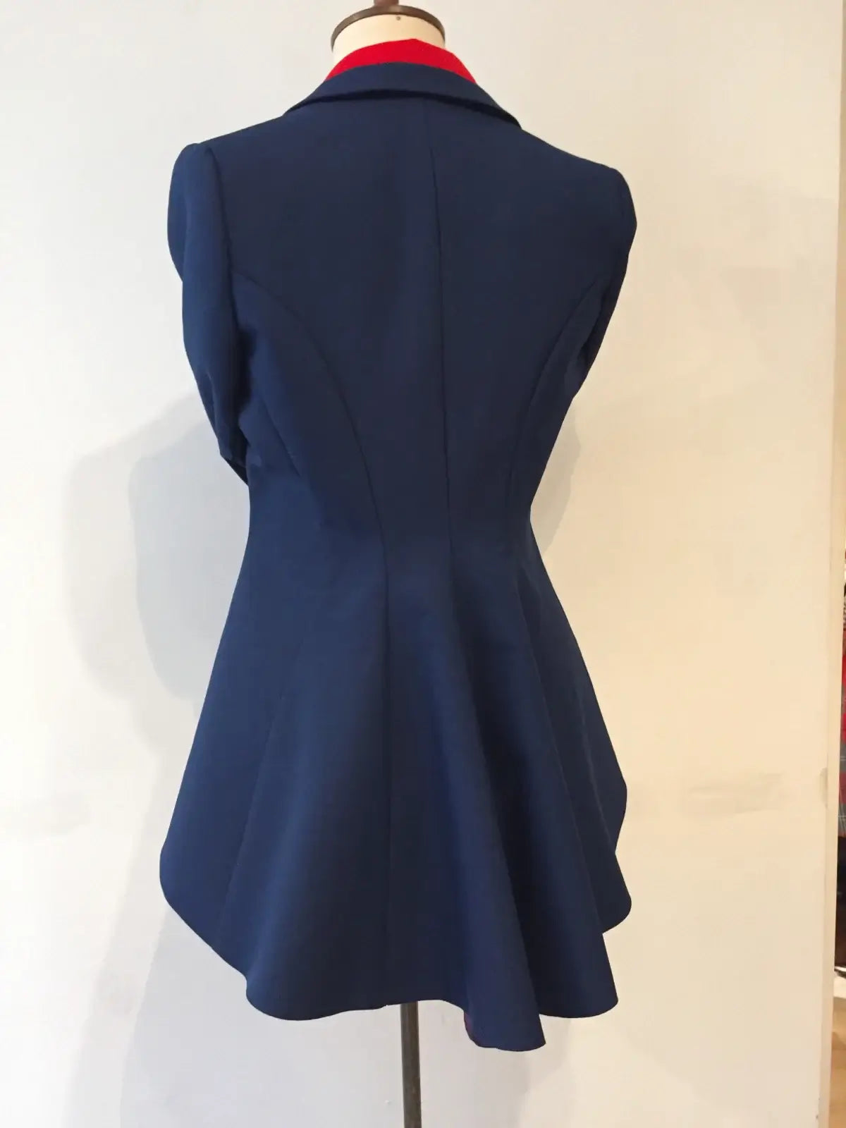 Miss Agnes Swing-Jacke