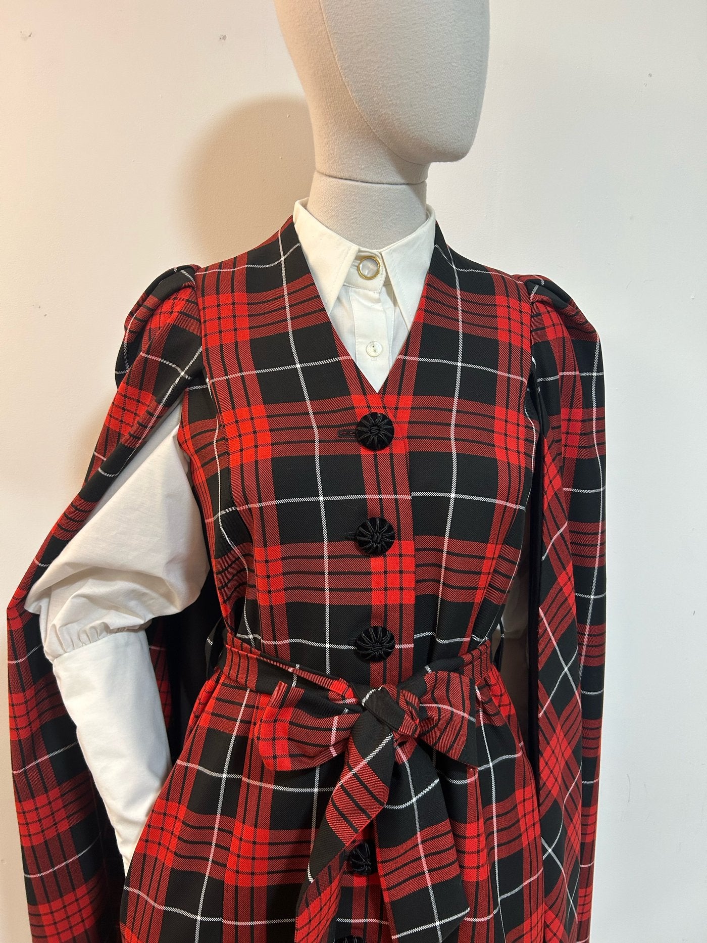 Tartan Tatyana Cape-Mantel