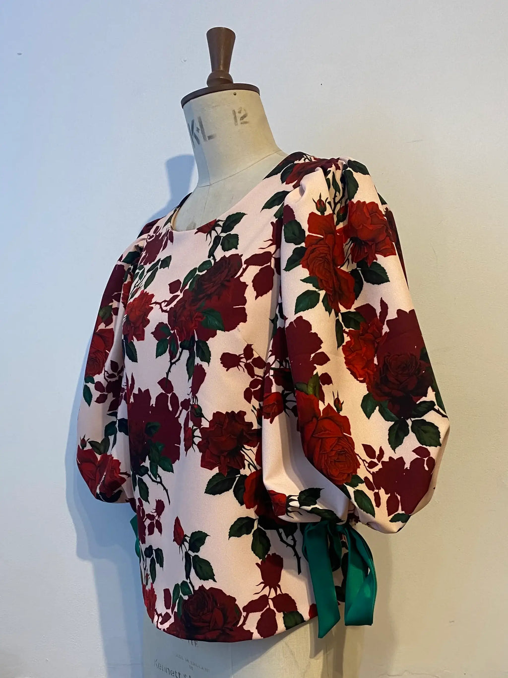 Roses Camille top