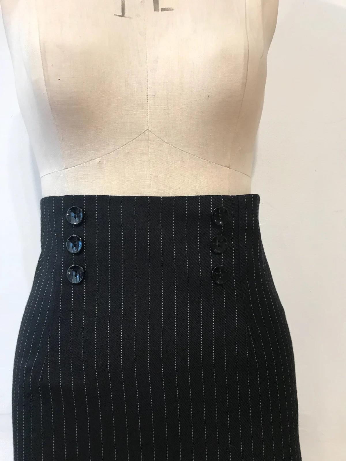 Bleistiftrock mit hoher Taille