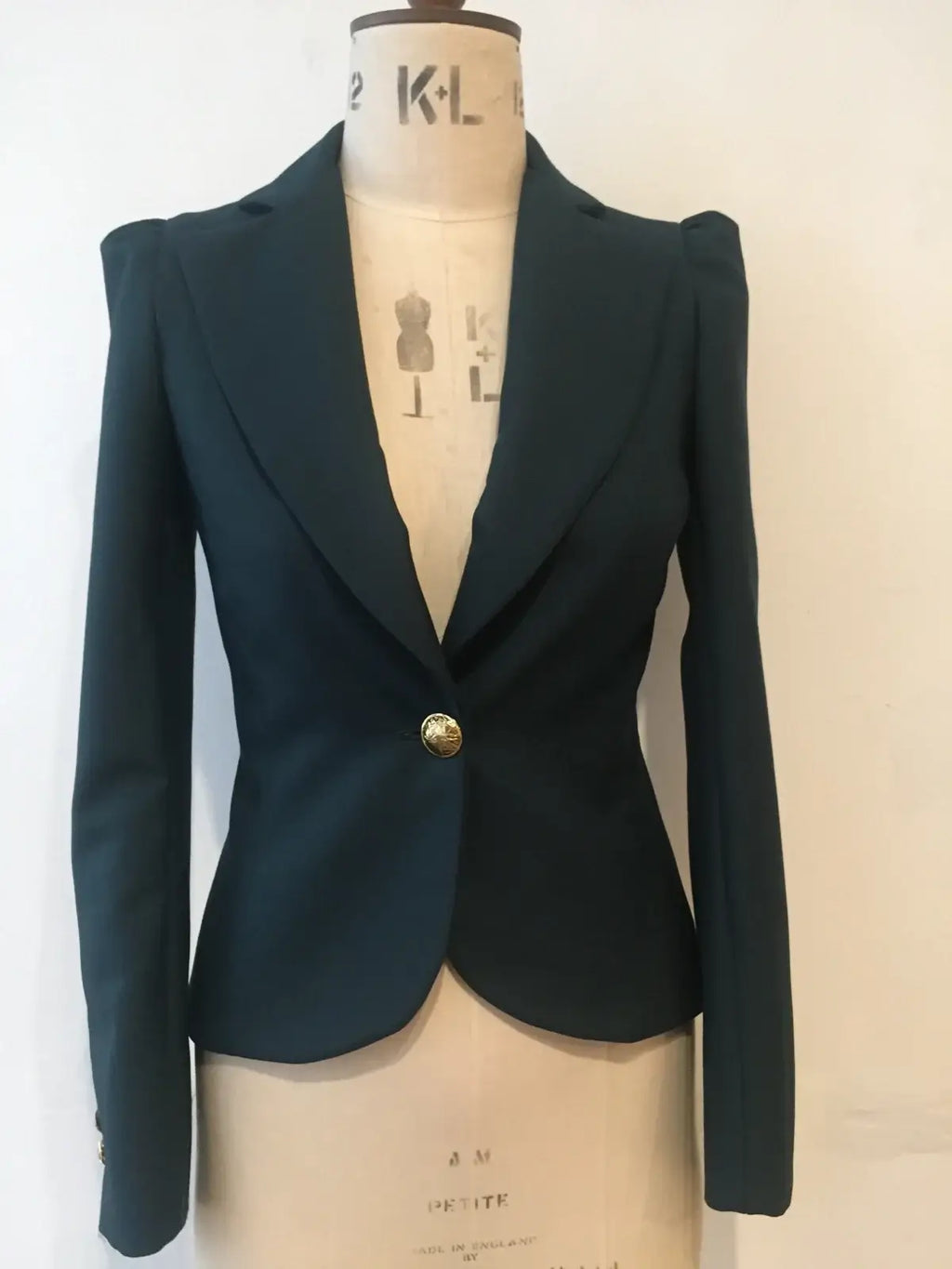 Zoe Jacke – Einreihiger, taillierter Blazer aus Wollmischgewebe